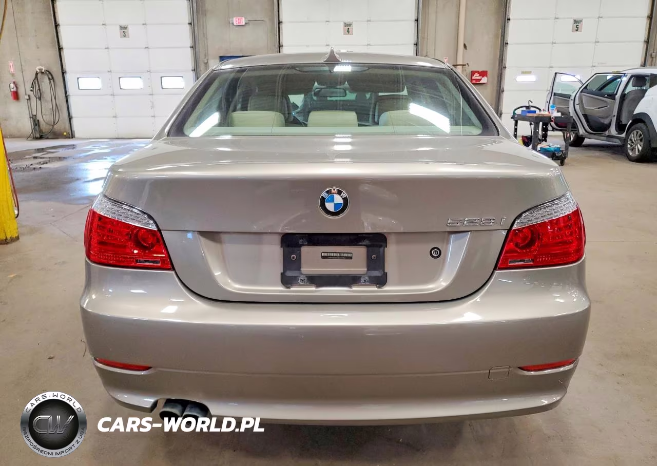 2010 BMW 528 Xi VIN:WBANV1C51AC159983 - 6