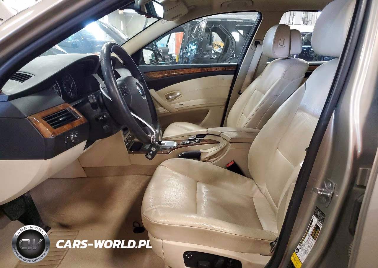 2010 BMW 528 Xi VIN:WBANV1C51AC159983 - 7