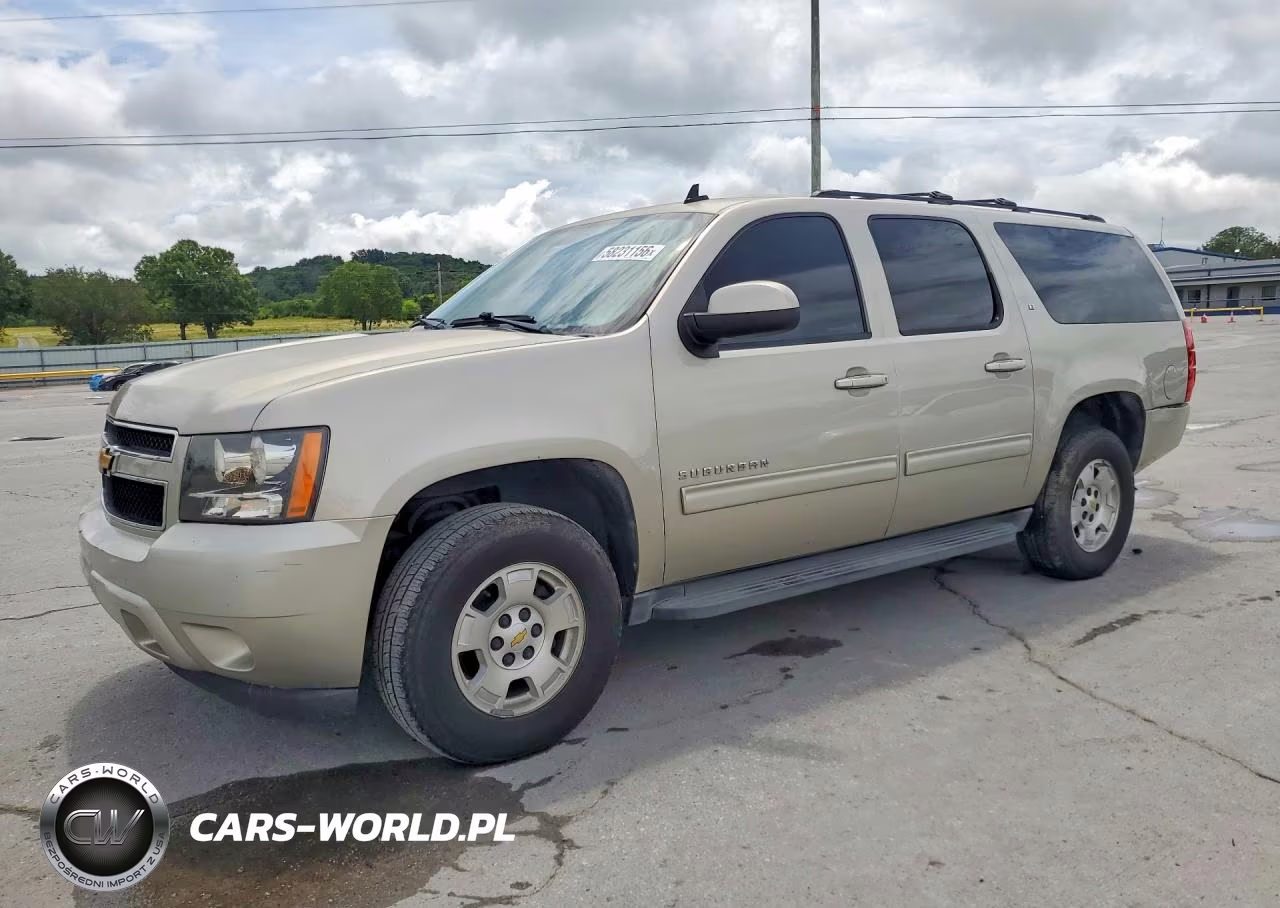 2013 Chevrolet Suburban C1500 Lt