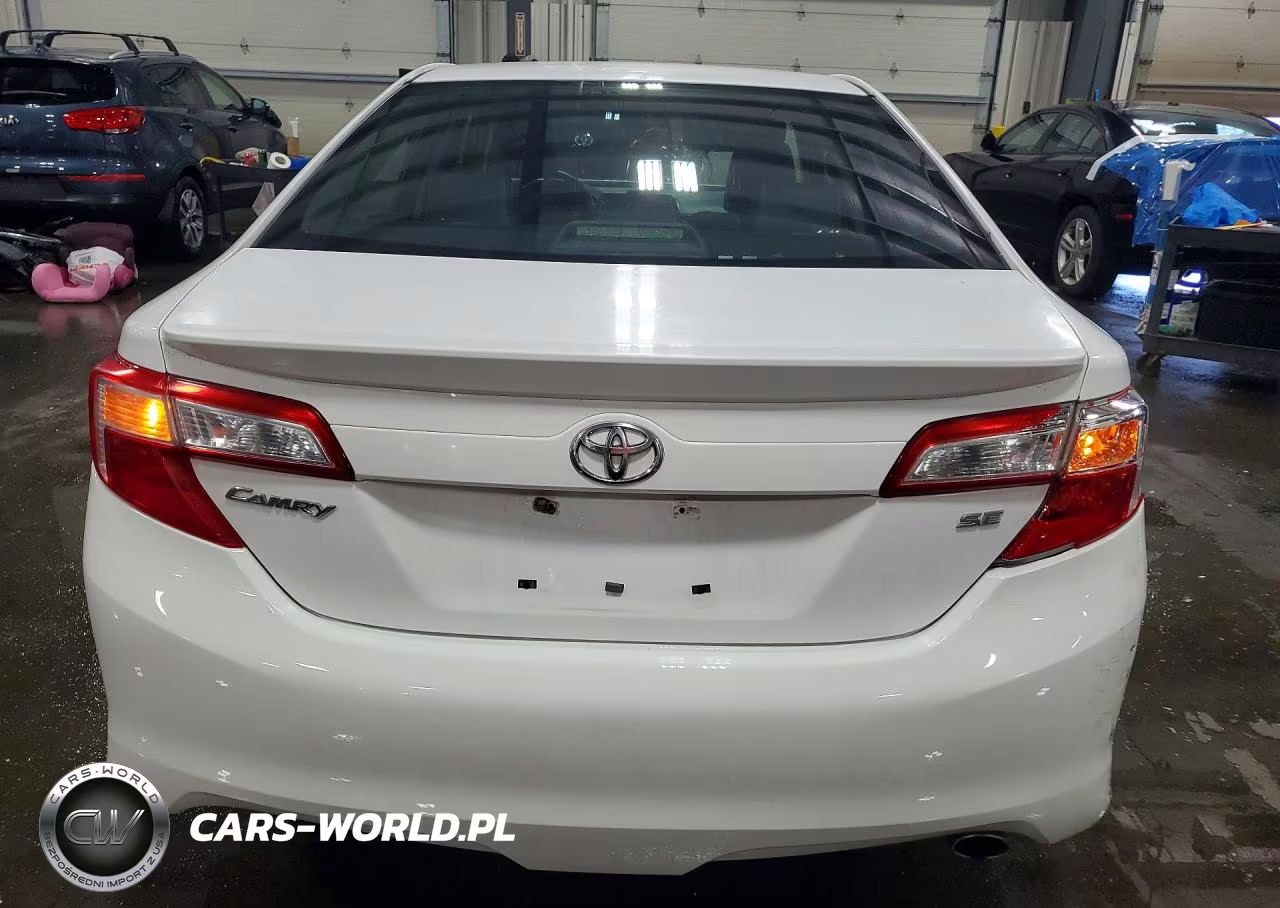 2014 Toyota Camry Se VIN:4T1BF1FKXEU325935 - 6