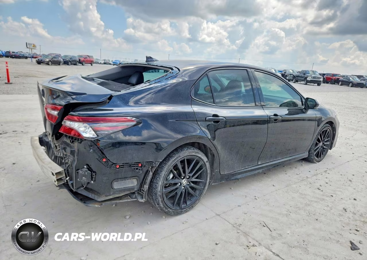 2022 Toyota Camry Xse VIN:4T1K31AKXNU594789 - 3