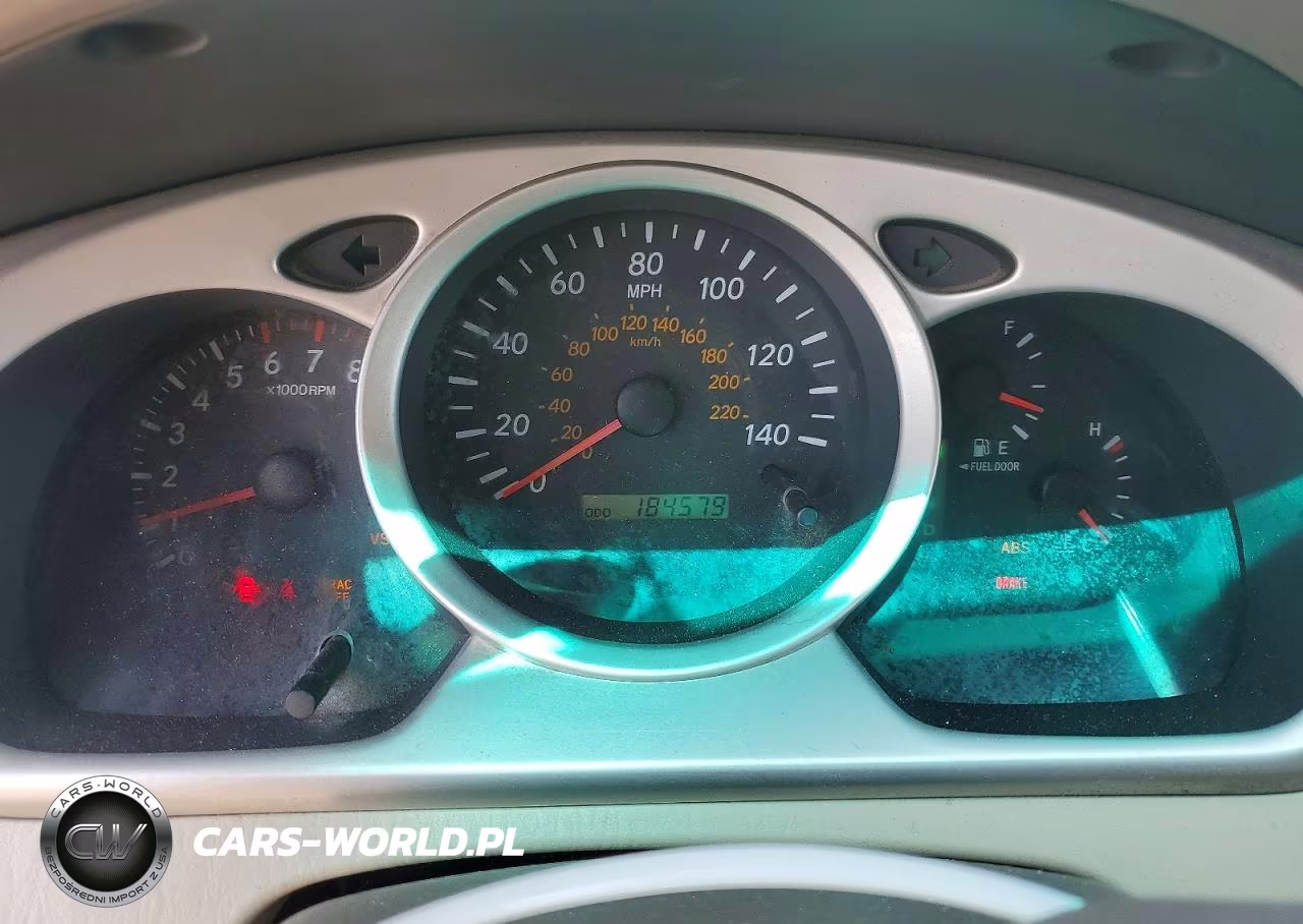2004 Toyota Highlander Base VIN:JTEDP21A340005940 - 9