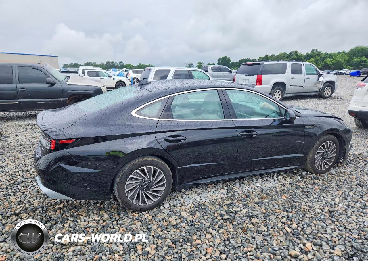 2024 Hyundai Sonata Hybrid Limited VIN:KMHL54JJ4RA092729 - 3