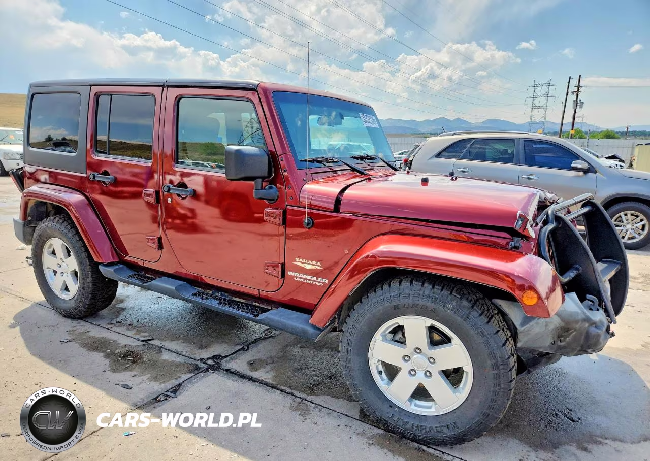 2008 Jeep Wrangler Unlimited Sahara VIN:1J8GA59128L534883 - 4
