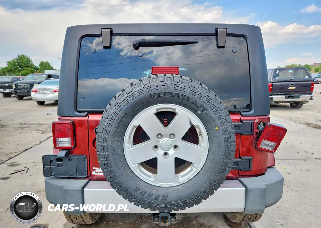 2008 Jeep Wrangler Unlimited Sahara VIN:1J8GA59128L534883 - 6