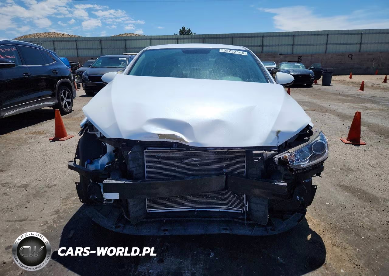 2017 Hyundai Elantra Se VIN:5NPD74LFXHH052836 - 5
