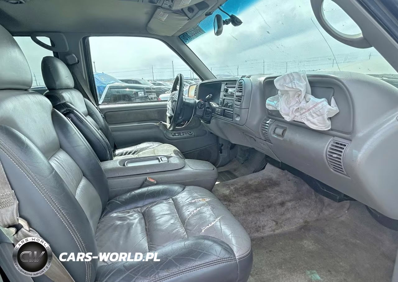 2000 Chevrolet Tahoe K1500 VIN:1GNEK13RXYR185303 - 7