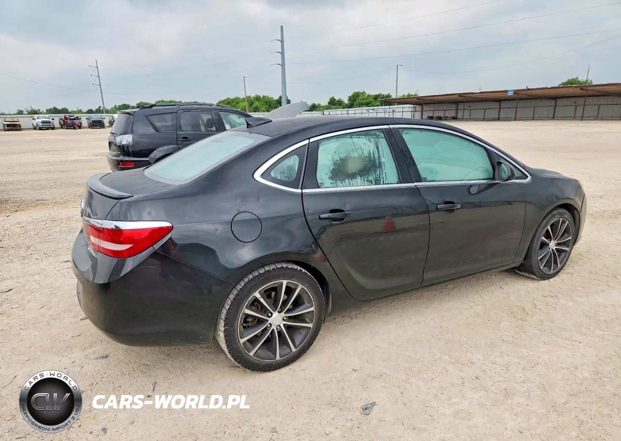 2017 Buick Verano Sport Touring VIN:1G4PR5SK4H4101817 - 3