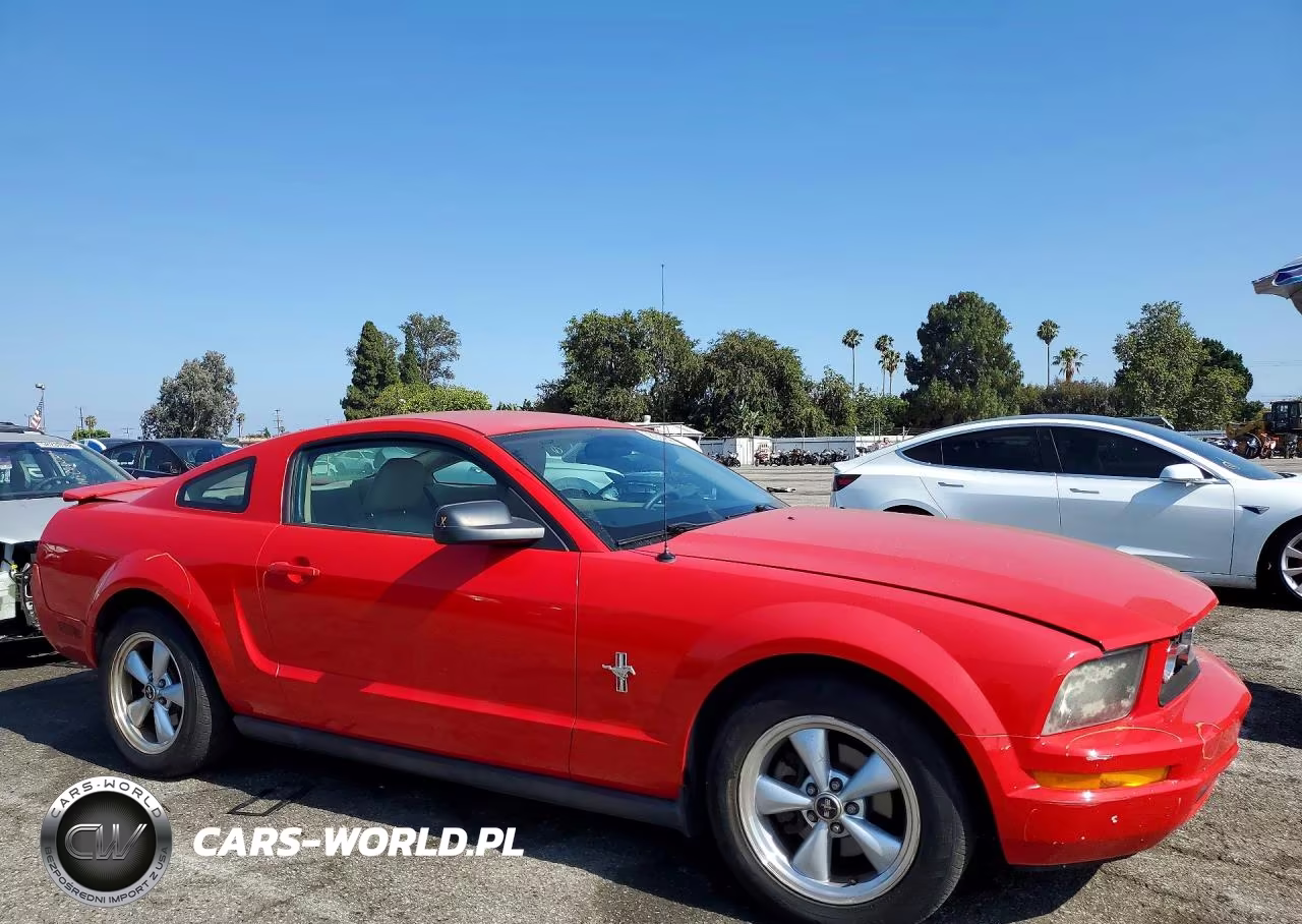 2007 Ford Mustang VIN:1ZVFT80N475238097 - 4