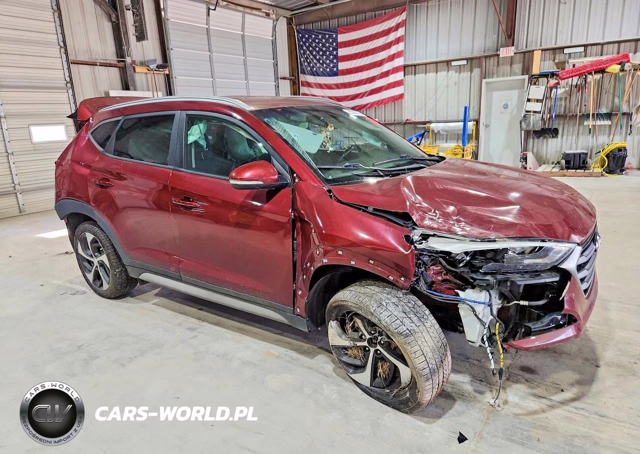 2018 Hyundai Tucson Sport VIN:KM8J33AL7JU799884 - 4