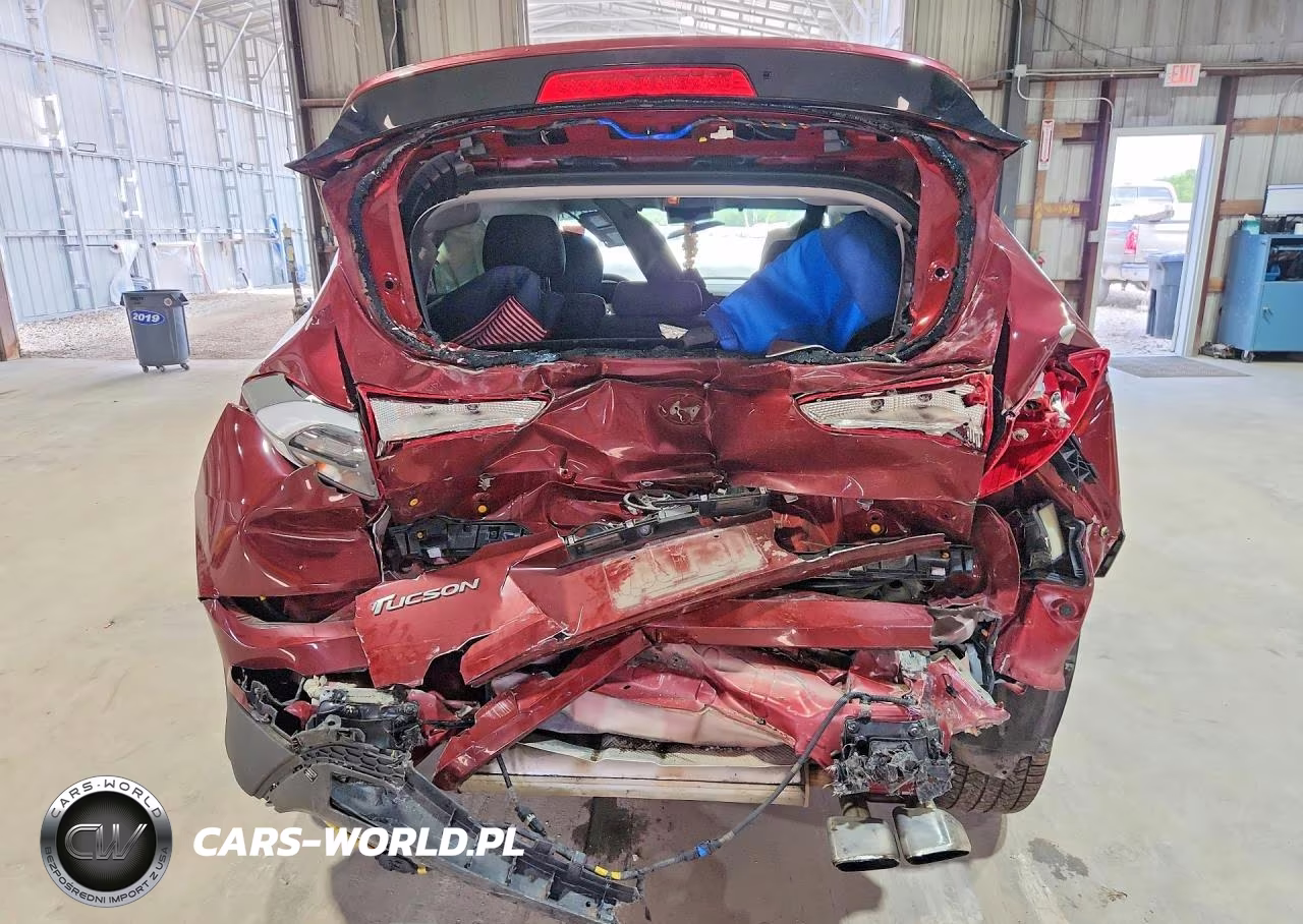 2018 Hyundai Tucson Sport VIN:KM8J33AL7JU799884 - 6