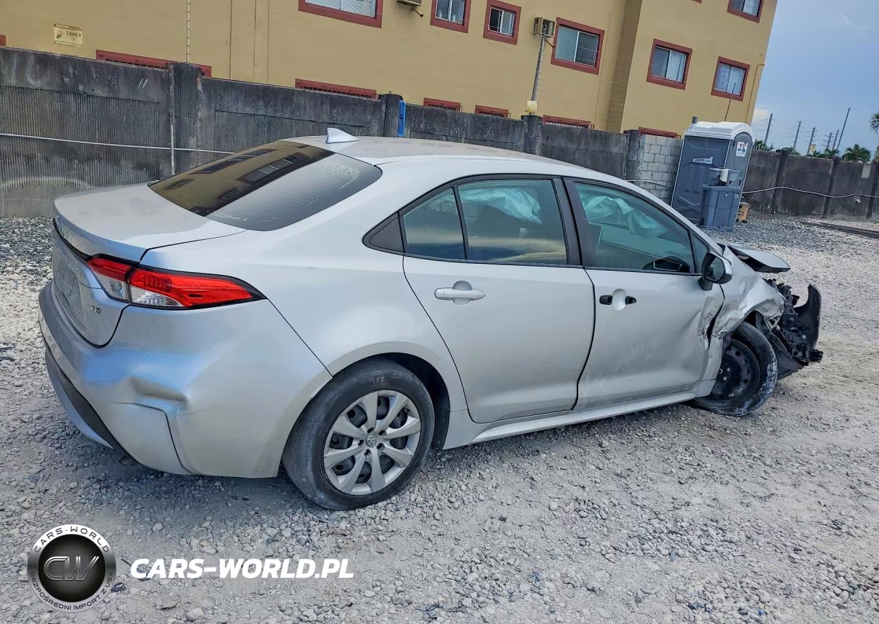 2020 Toyota Corolla Le VIN:5YFEPRAEXLP023103 - 3