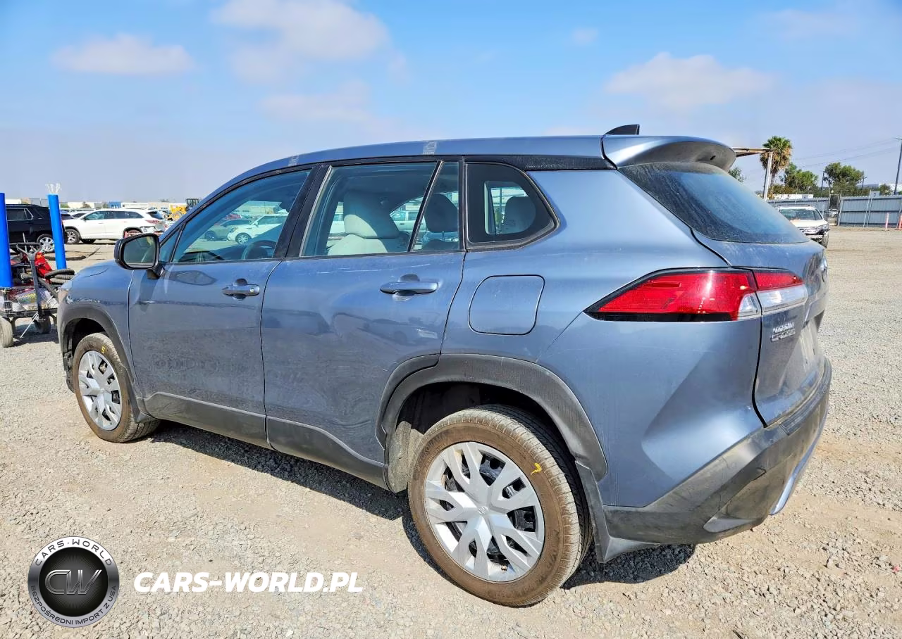 2022 Toyota Corolla Cross L VIN:7MUAAAAG2NV030565 - 2