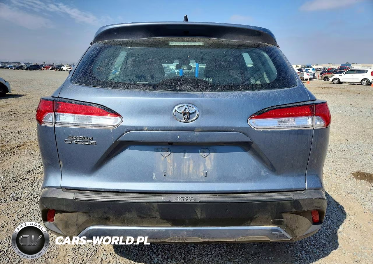 2022 Toyota Corolla Cross L VIN:7MUAAAAG2NV030565 - 6