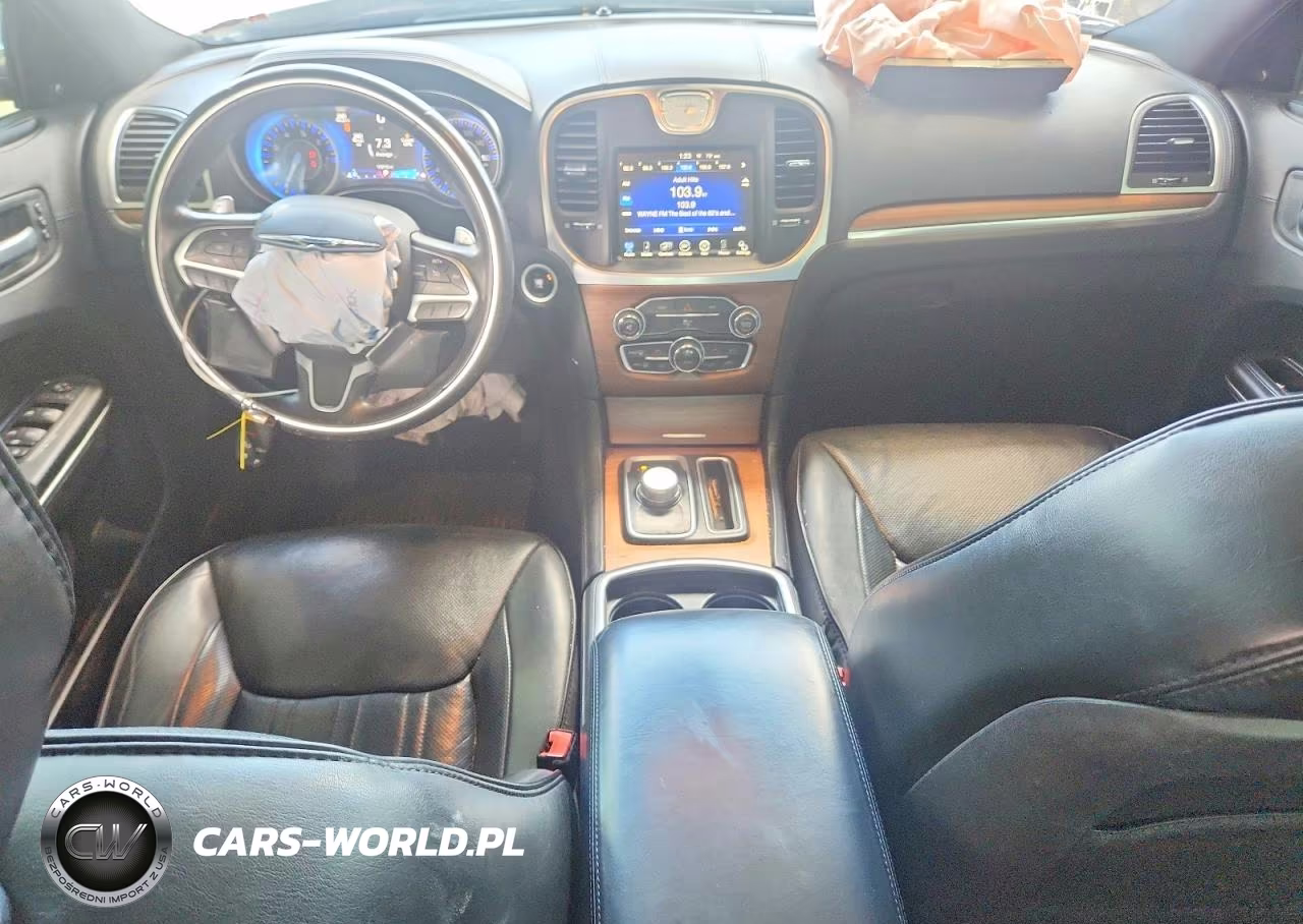 2015 Chrysler 300C Platinum VIN:2C3CCASG8FH792900 - 8