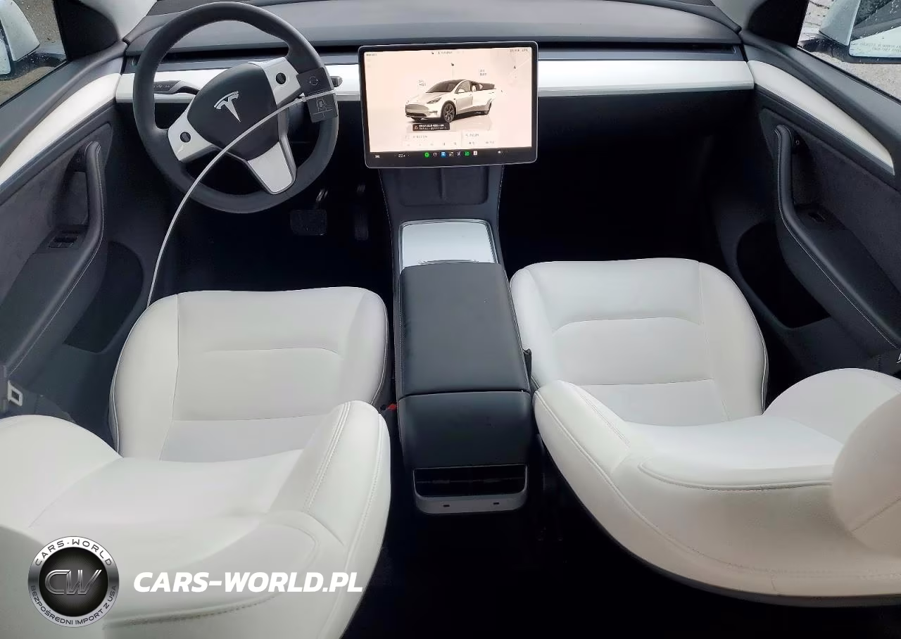 2025 Tesla Model Y VIN:7SAYGDED1SA345656 - 8