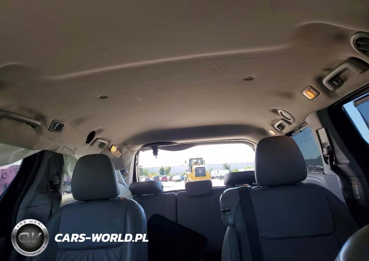 2017 Toyota Sienna Xle 8-Passenger VIN:5TDYZ3DC2HS835119 - 10
