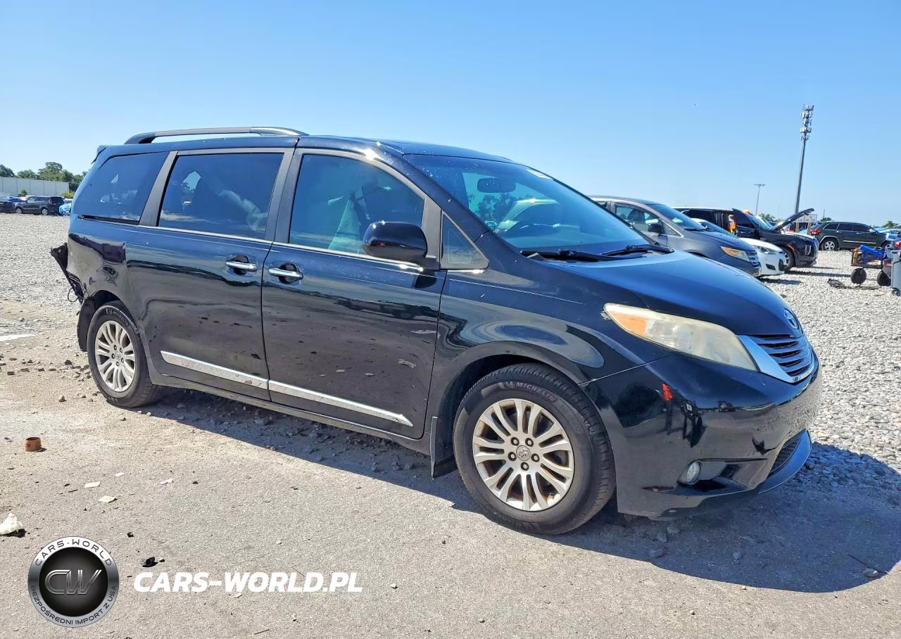 2017 Toyota Sienna Xle 8-Passenger VIN:5TDYZ3DC2HS835119 - 4