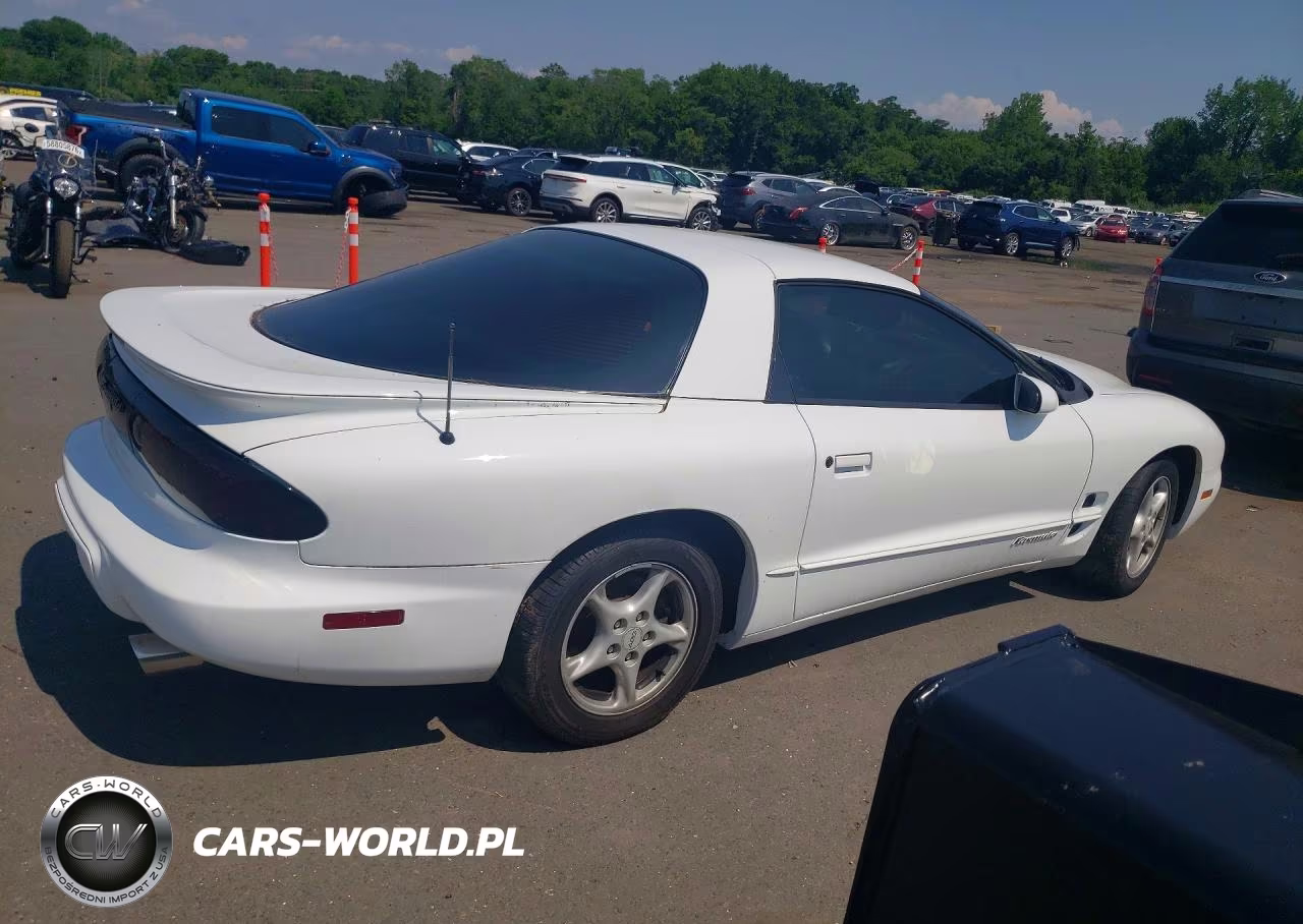 1998 Pontiac Firebird Formula-Trans Am VIN:2G2FV22G7W2216098 - 3