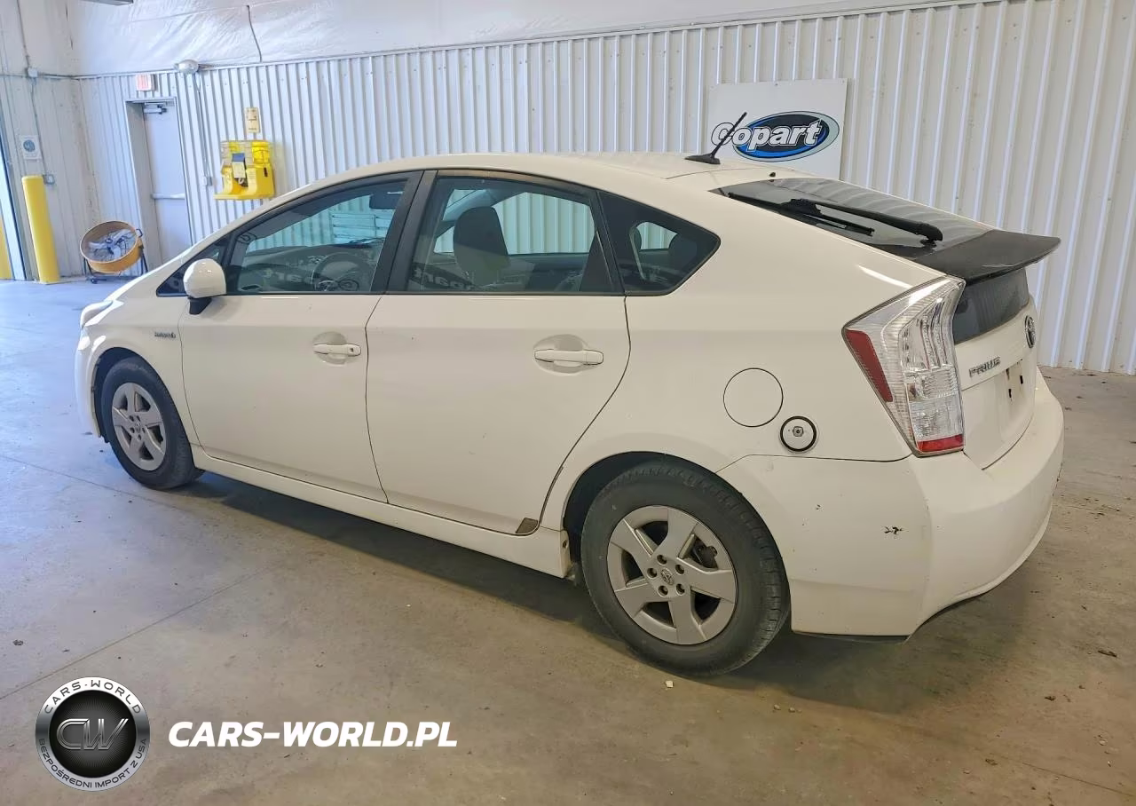 2011 Toyota Prius Two VIN:JTDKN3DU9B1368215 - 2