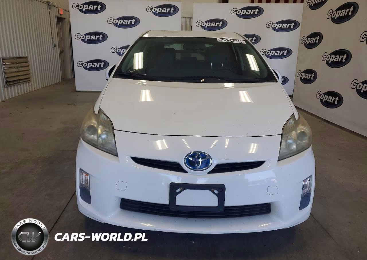 2011 Toyota Prius Two VIN:JTDKN3DU9B1368215 - 5