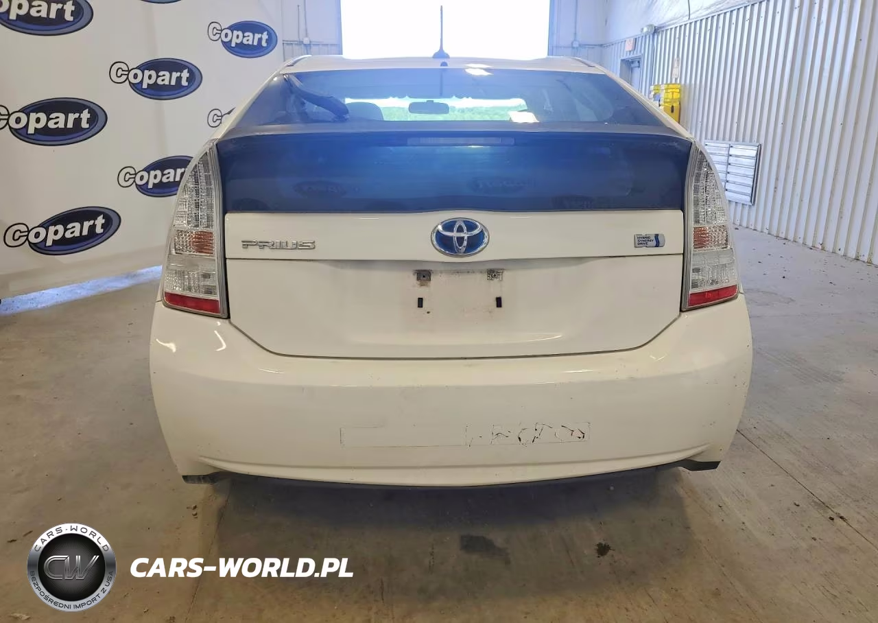 2011 Toyota Prius Two VIN:JTDKN3DU9B1368215 - 6