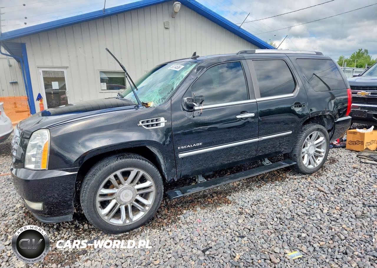 2010 Cadillac Escalade Premium