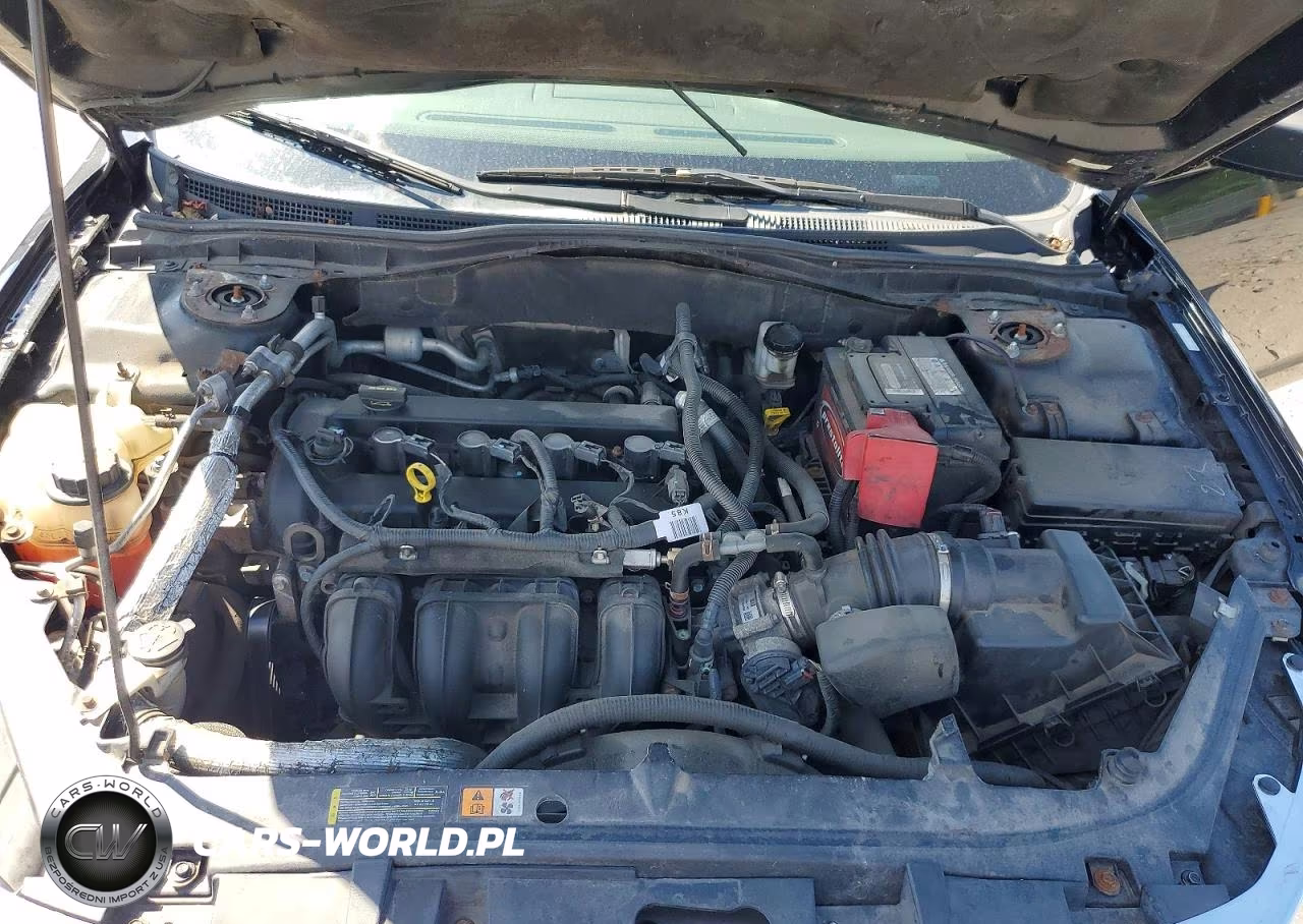 2012 Ford Fusion S VIN:3FAHP0GA5CR449889 - 11