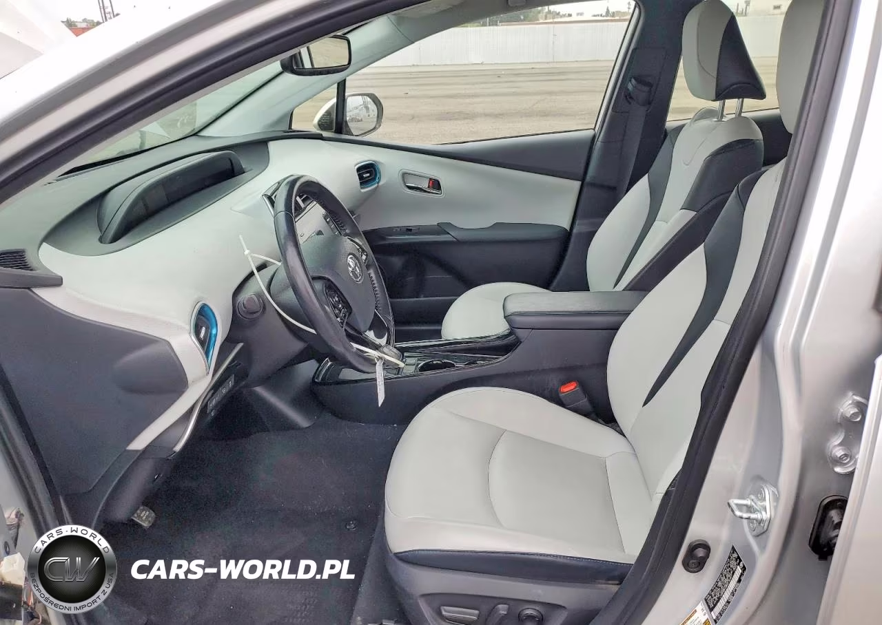 2021 Toyota Prius Xle VIN:JTDKAMFU8M3140907 - 7