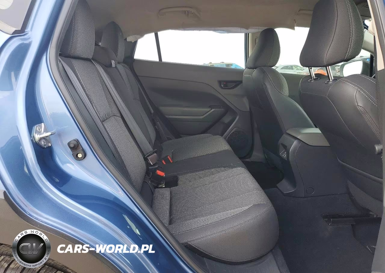2024 Subaru Crosstrek Premium VIN:JF2GUADC6RH223124 - 10