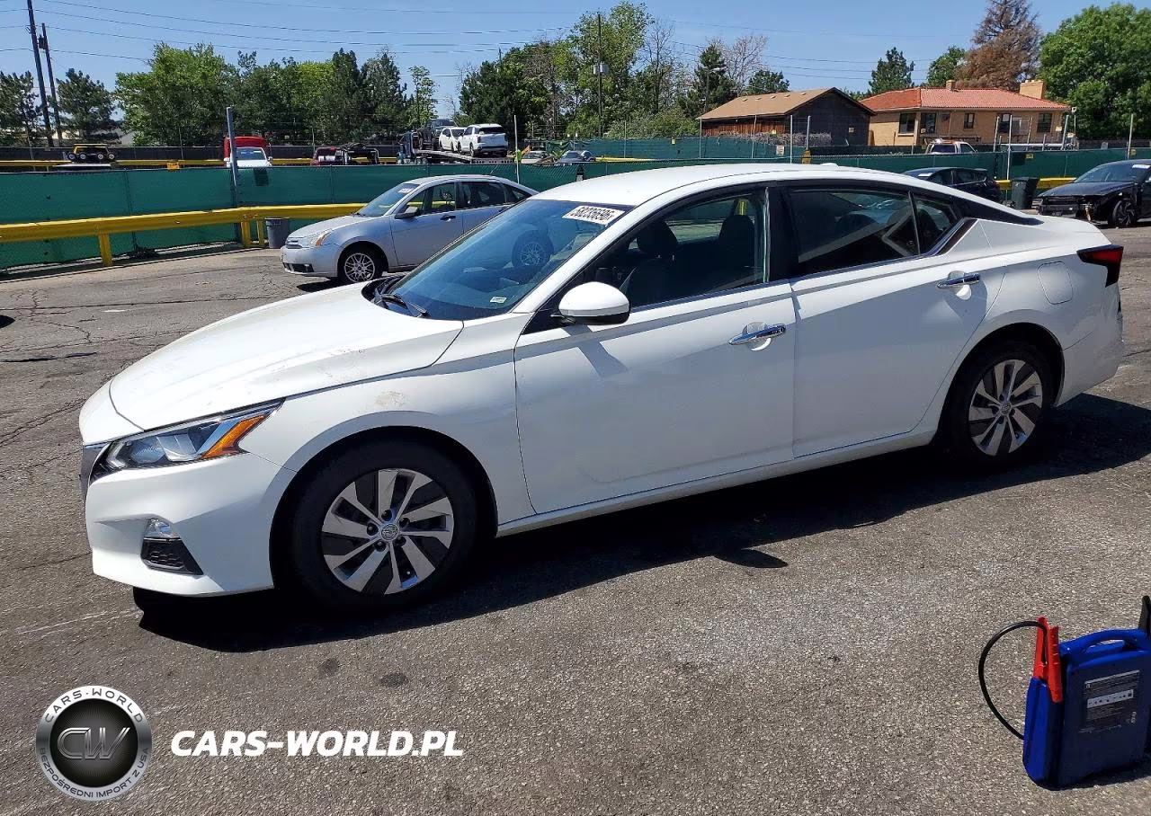 2020 Nissan Altima S – zdjęcie 1 z 12