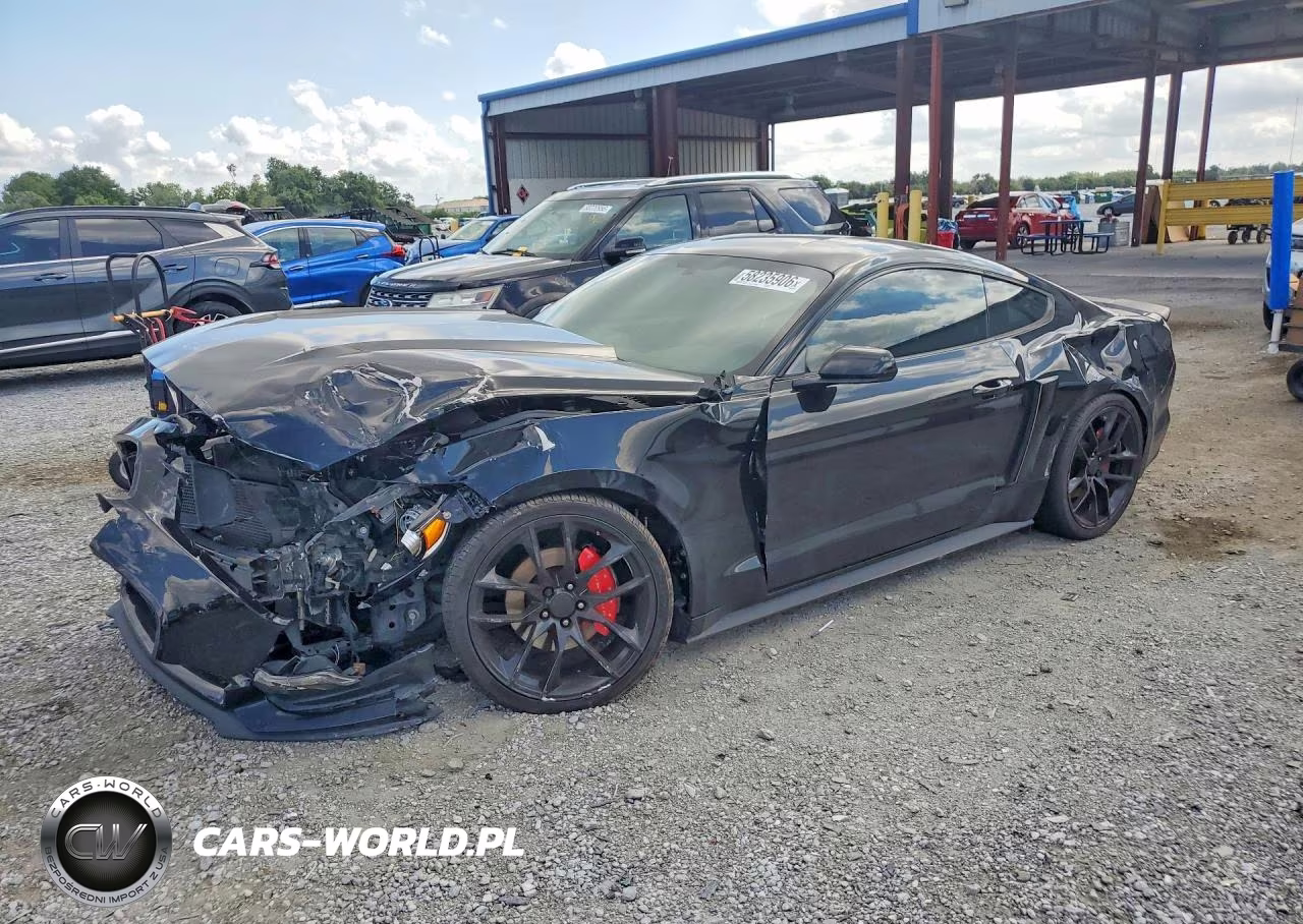 2015 Ford Mustang – zdjęcie 1 z 13