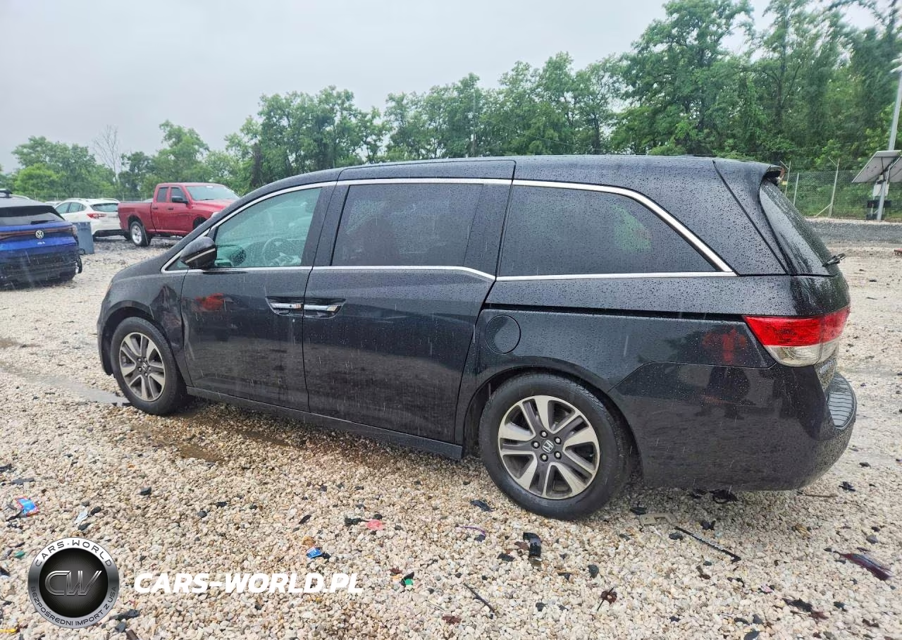 2015 Honda Odyssey Touring VIN:5FNRL5H93FB104345 - 2