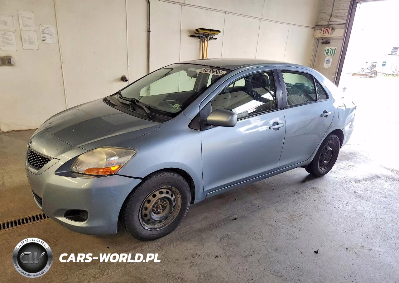 2010 Toyota Yaris Base
