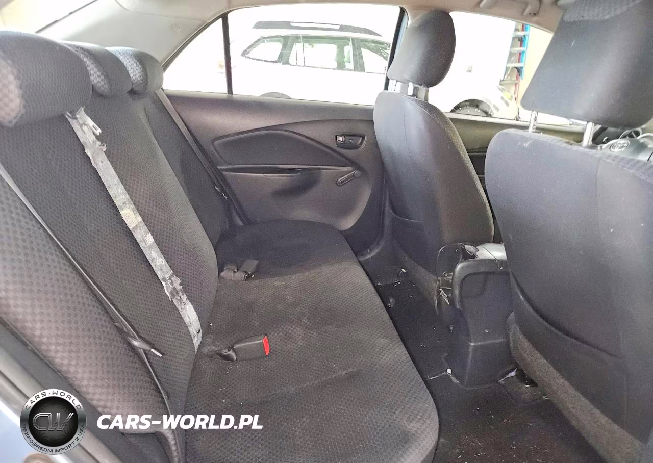 2010 Toyota Yaris Base VIN:JTDBT4K32A4073038 - 10