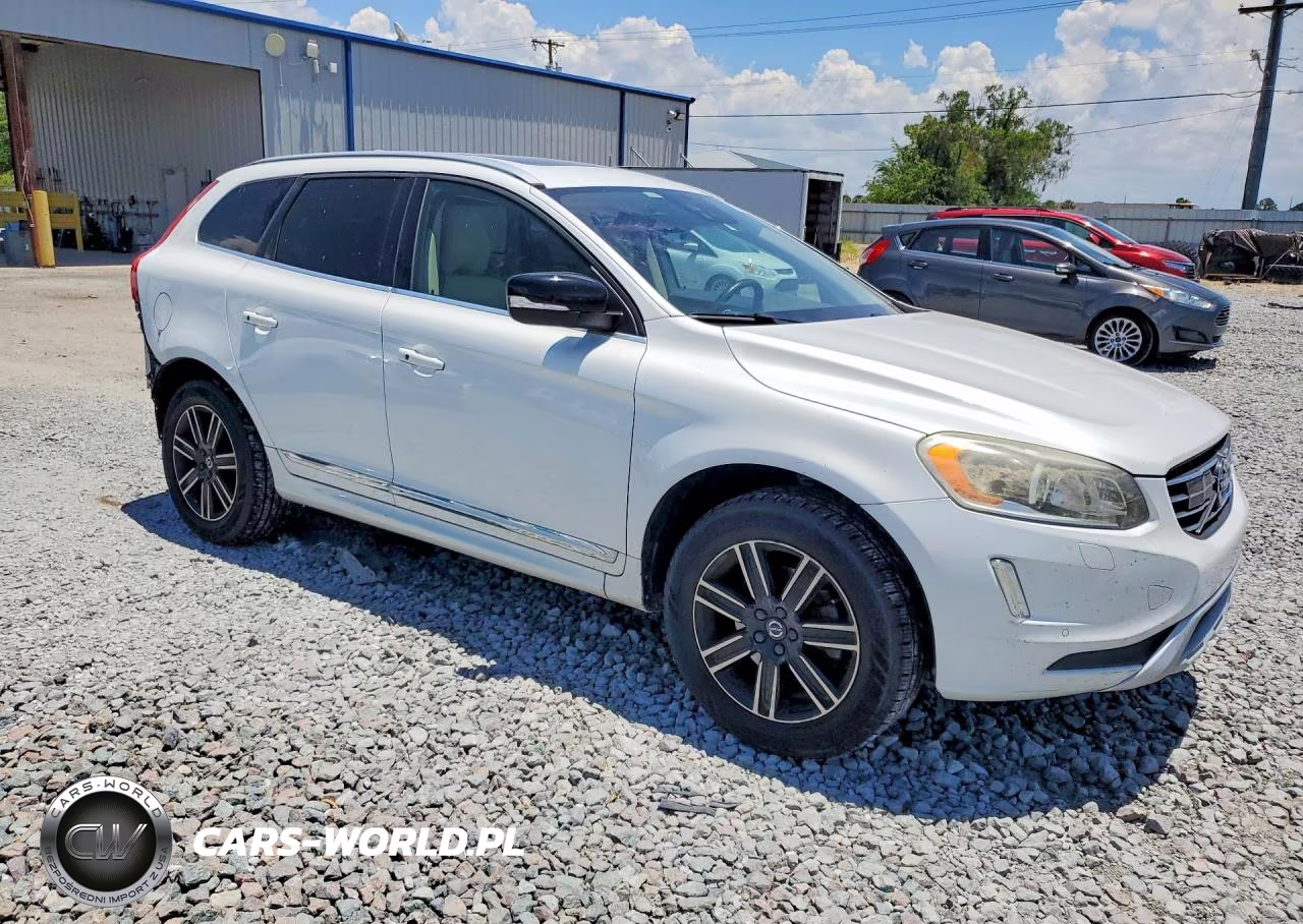 2017 Volvo Xc60 T5 Dynamic VIN:YV440MDR8H2217763 - 4
