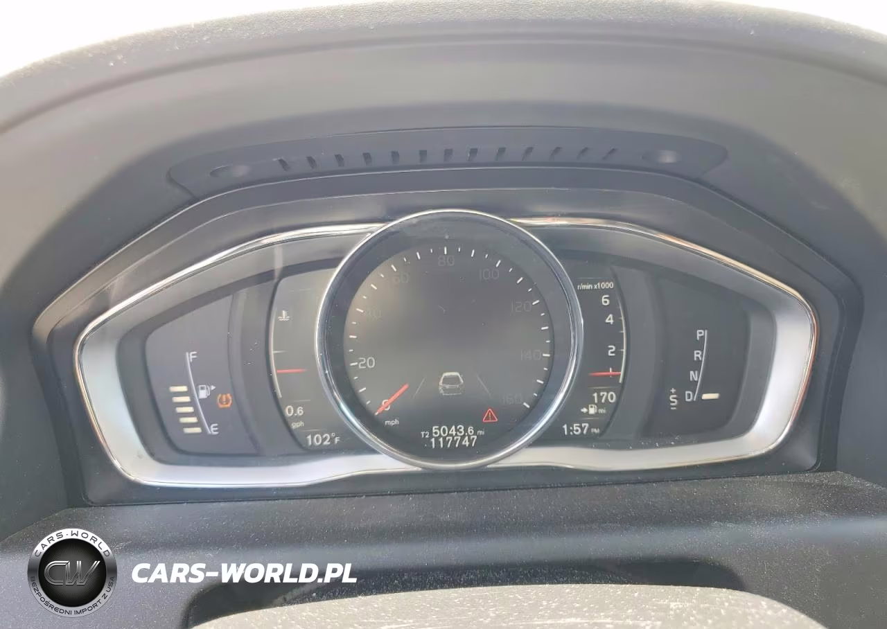 2017 Volvo Xc60 T5 Dynamic VIN:YV440MDR8H2217763 - 9
