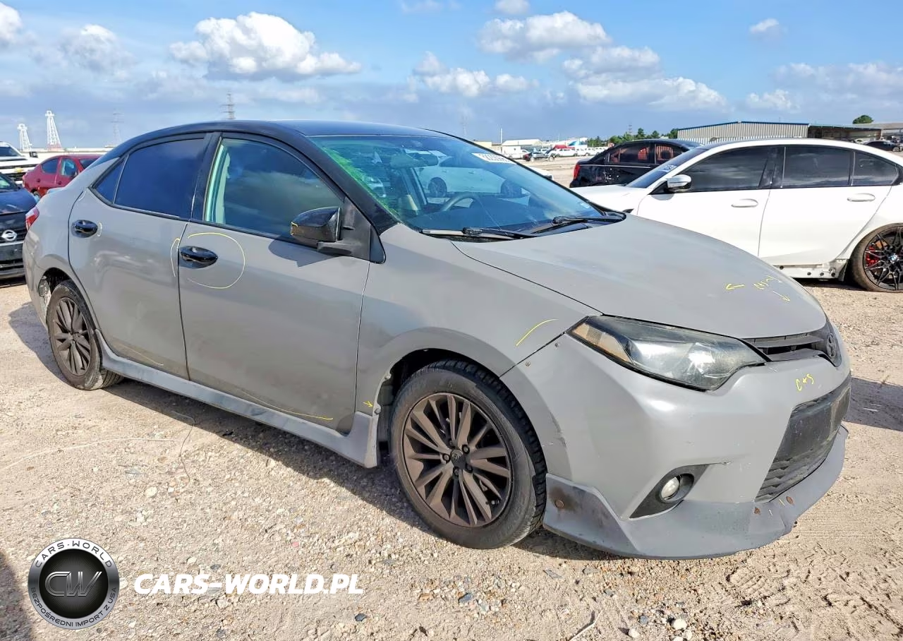 2016 Toyota Corolla Le Plus VIN:5YFBURHEXGP449090 - 4