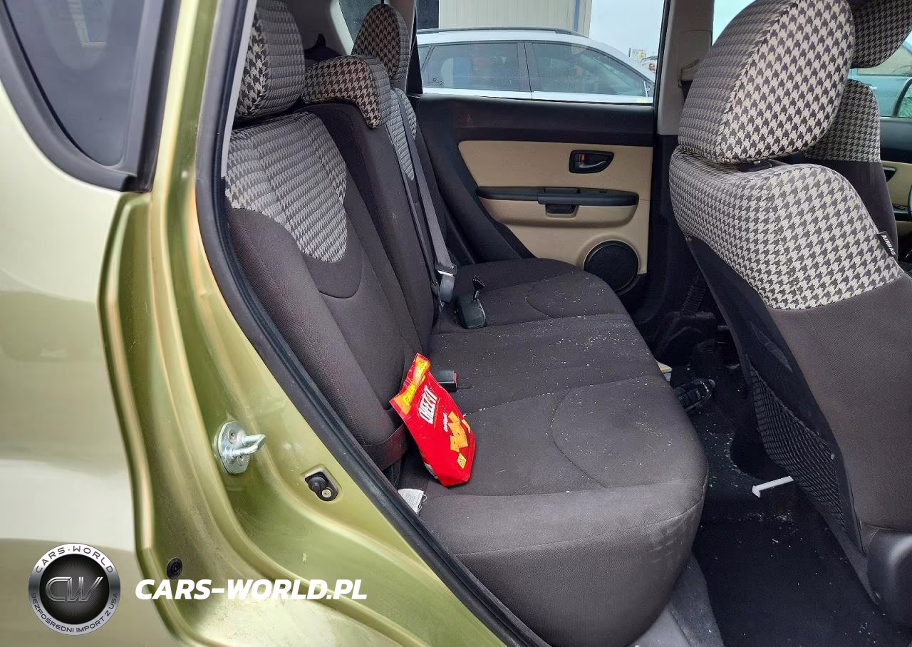 2011 Kia Soul ! VIN:KNDJT2A29B7248460 - 10