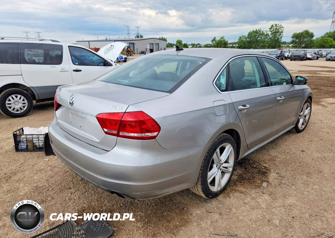 2014 Volkswagen Passat Se VIN:1VWBM7A31EC021618 - 3
