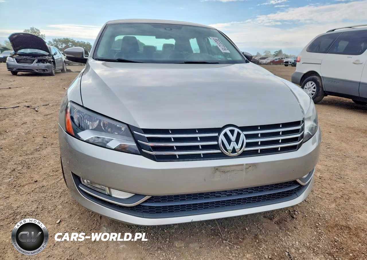 2014 Volkswagen Passat Se VIN:1VWBM7A31EC021618 - 5