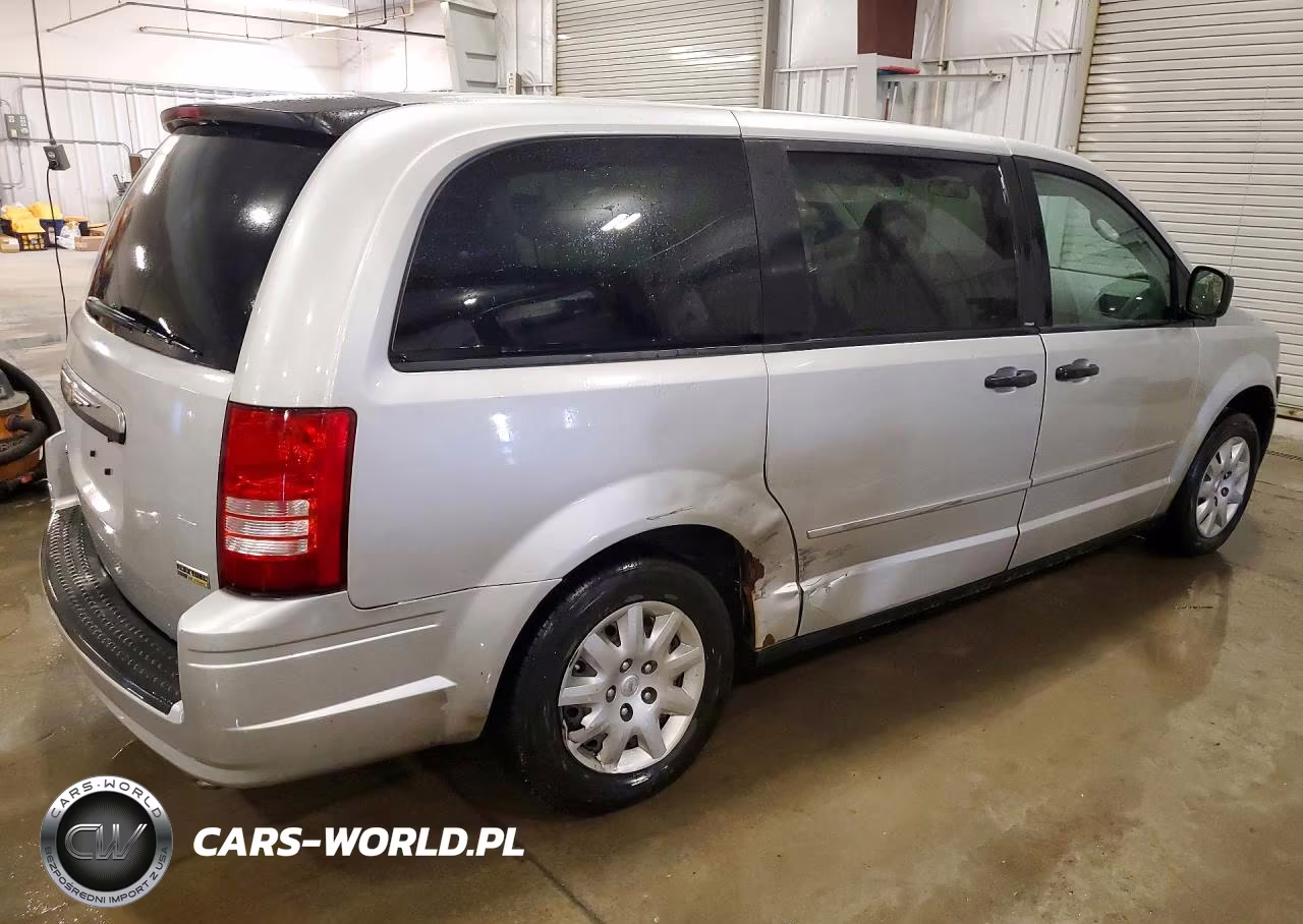 2008 Chrysler Town & Country Lx VIN:2A8HR44H98R748868 - 3