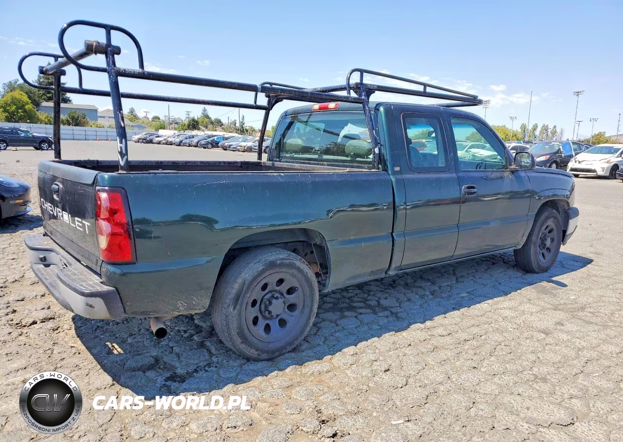 2005 Chevrolet Silverado C1500 VIN:1GCEC19X55Z260934 - 3