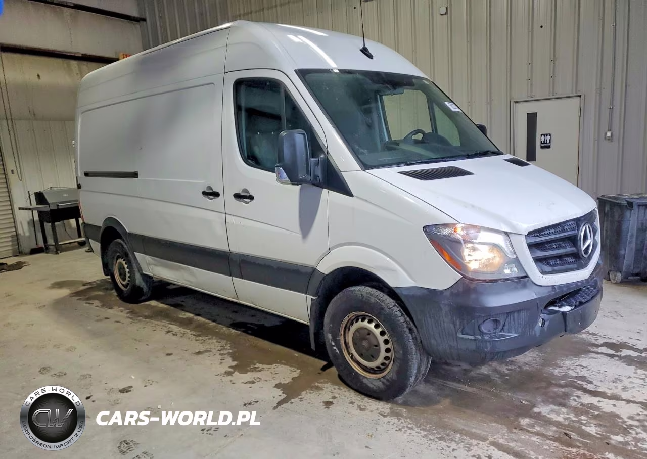 2017 Mercedes-Benz Sprinter 2500 VIN:WD3PE7CD9HP577257 - 4