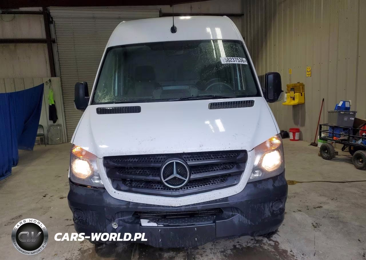 2017 Mercedes-Benz Sprinter 2500 VIN:WD3PE7CD9HP577257 - 5