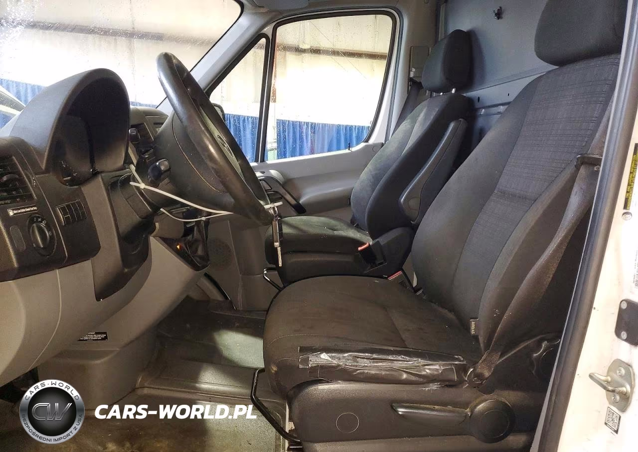 2017 Mercedes-Benz Sprinter 2500 VIN:WD3PE7CD9HP577257 - 7