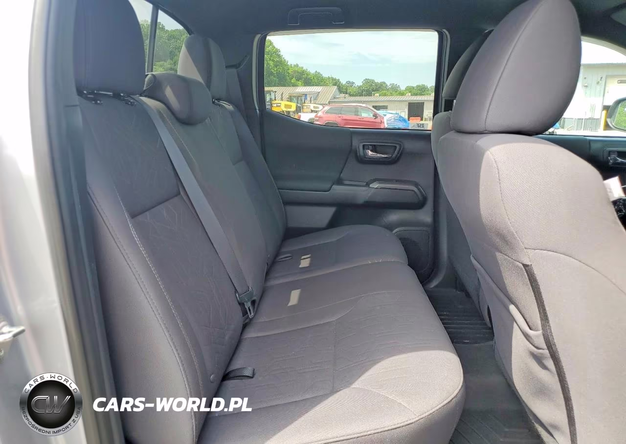 2018 Toyota Tacoma Trd Sport VIN:3TMCZ5AN4JM130016 - 10