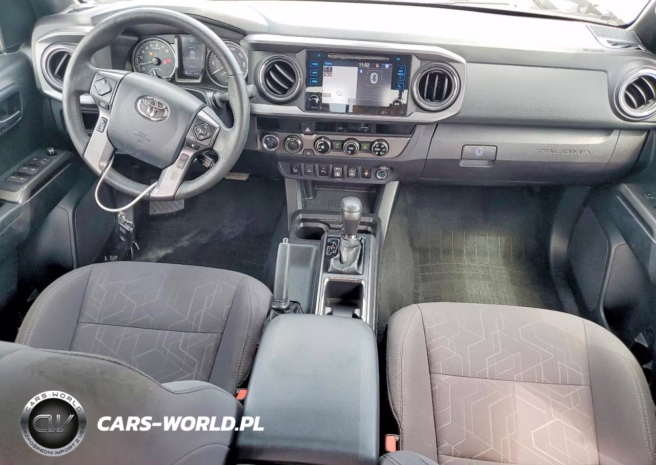 2018 Toyota Tacoma Trd Sport VIN:3TMCZ5AN4JM130016 - 8