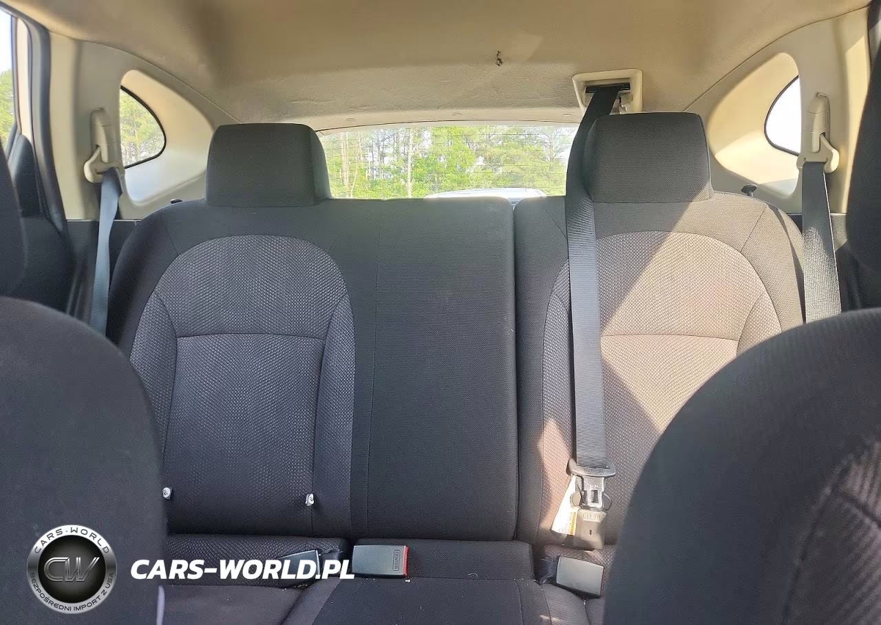 2012 Nissan Rogue S VIN:JN8AS5MV3CW703633 - 10