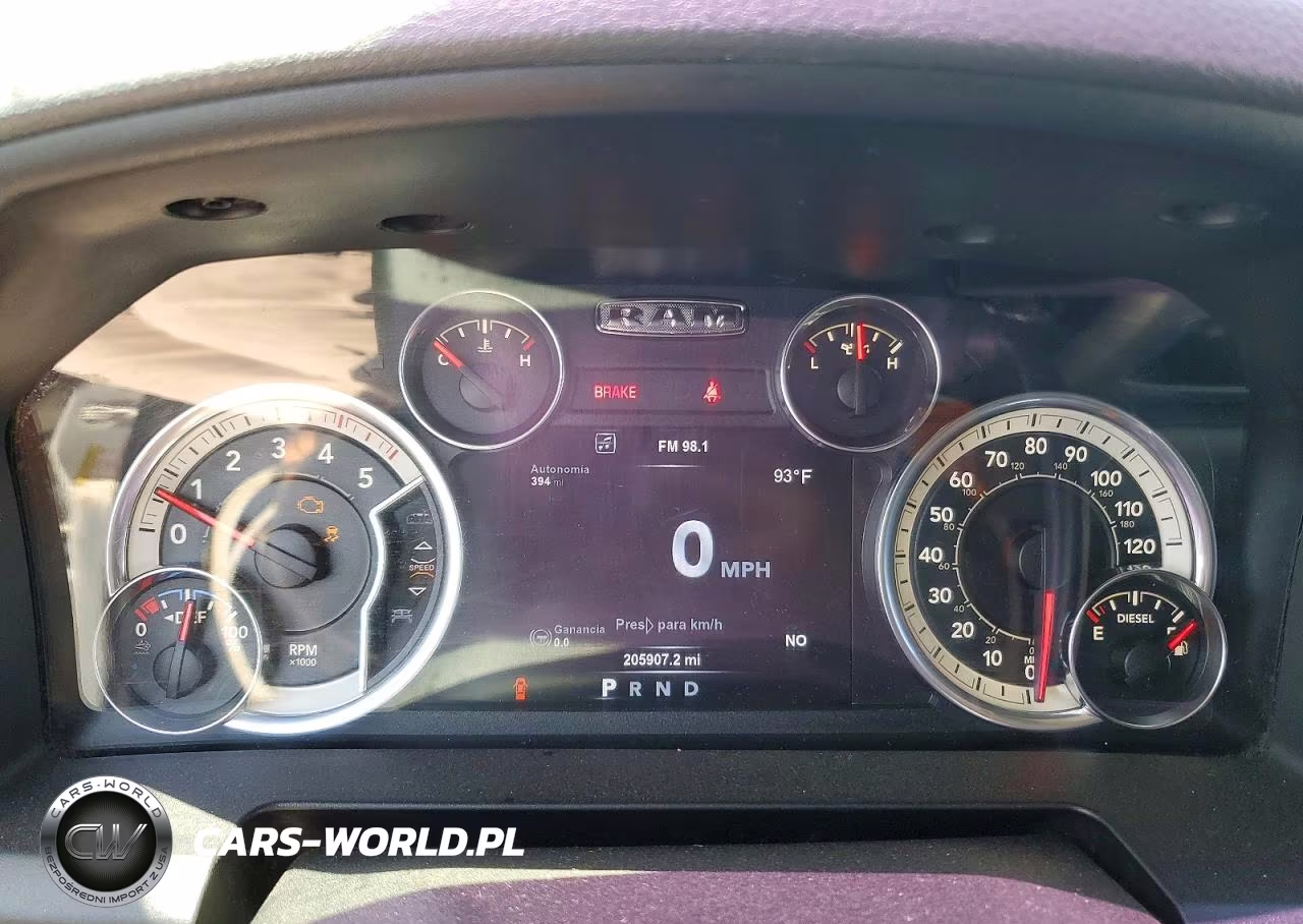 2017 Ram 3500 Slt VIN:3C63RRHL7HG614886 - 9